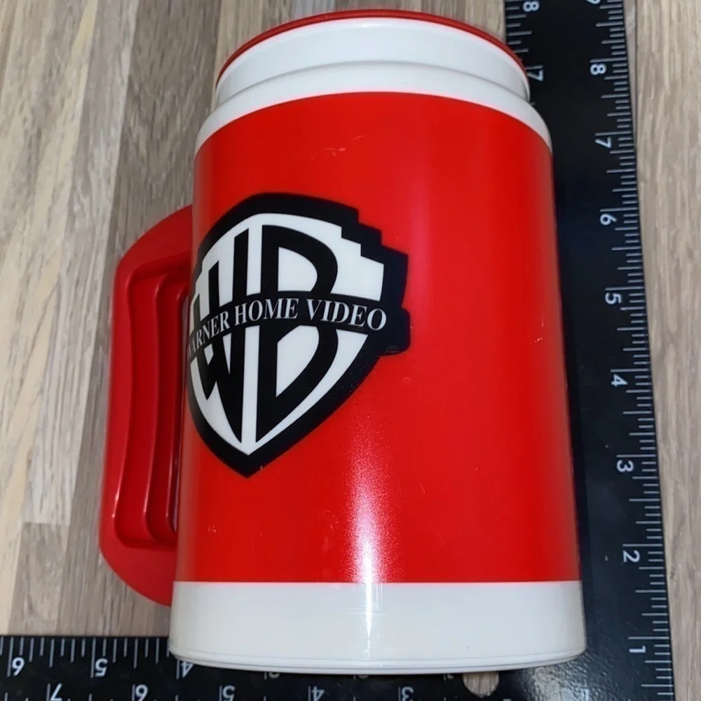 Coffee hot cold tumbler travel mug Warner Bros vintage trucker mug on the go euc - Picture 8 of 10